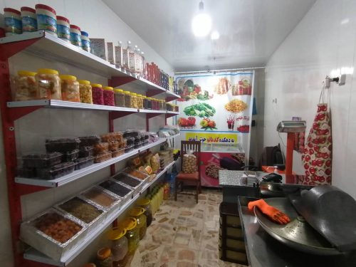 فروش ترشیجات در آمل