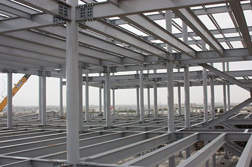 اسکلت فلزی در رویان