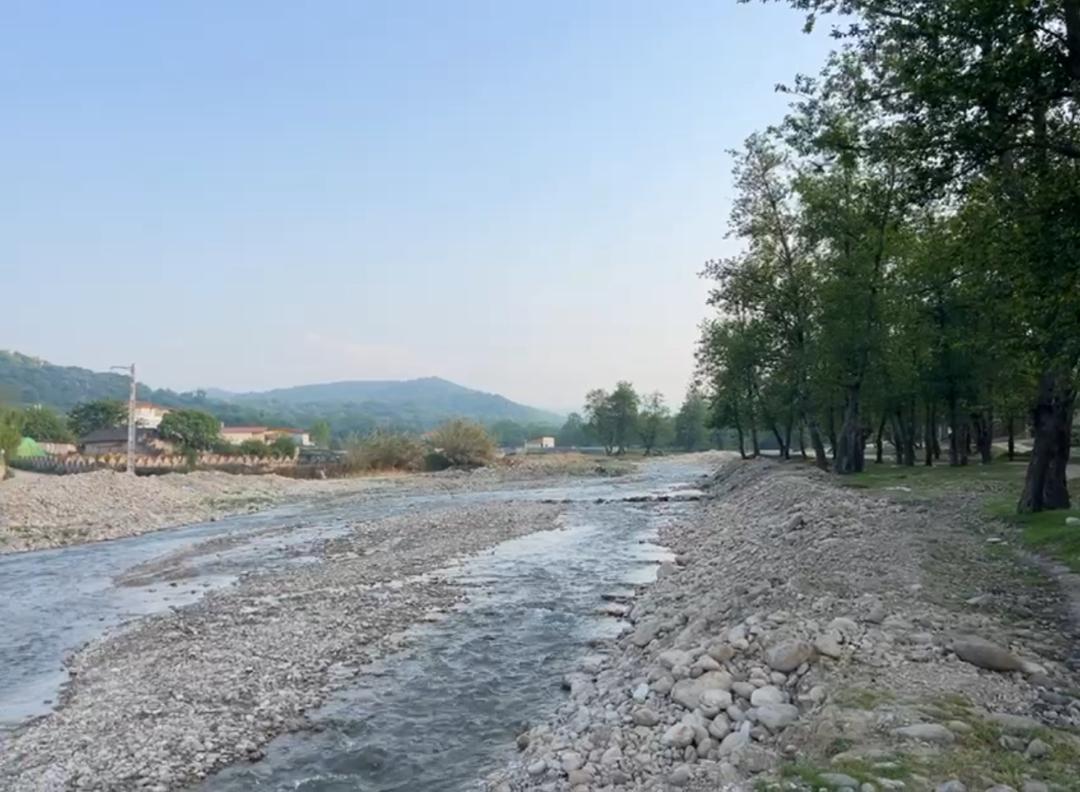 اجاره کلبه چوبی سوئیسی جنگلی در بلیران جهت رزرو و استعلام اجاره، با شماره تماس 09116904306 تماس بگیرید