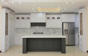 کابینت آشپزخانه مدرن و شیک جویبار شرکت معین صنعت حبیبی تماس بگیرید: 09115706548 – 09214213728 1 کابینت آشپزخانه مدرن و شیک جویبار