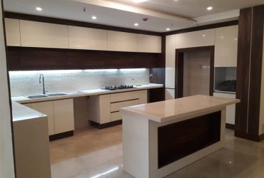 کابینت آشپزخانه مدرن و شیک آلاشت شرکت معین صنعت حبیبی تماس بگیرید: 09115706548 – 09214213728