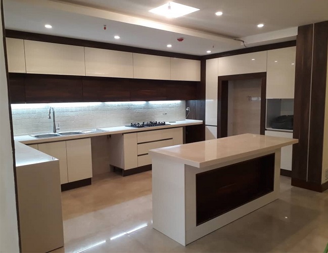 کابینت آشپزخانه مدرن و شیک آمل شرکت معین صنعت حبیبی تماس بگیرید: 09115706548 – 09214213728